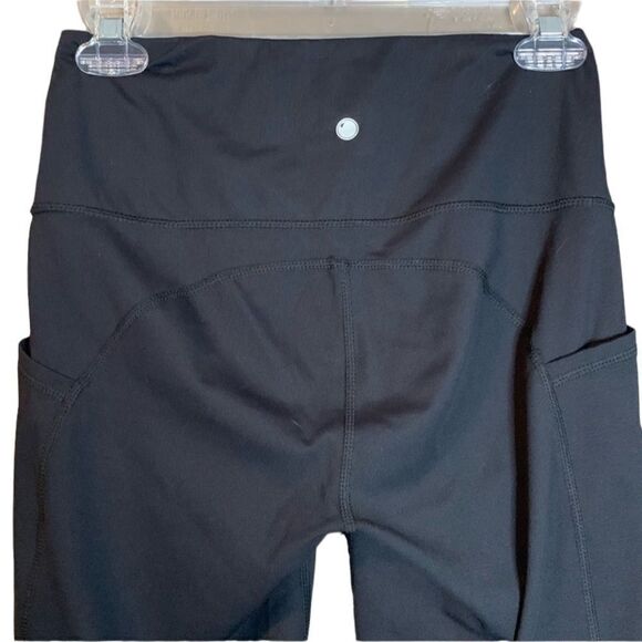 3 for $30! Yogalicious black cropped/ Capri leggings - Picture 3 of 7